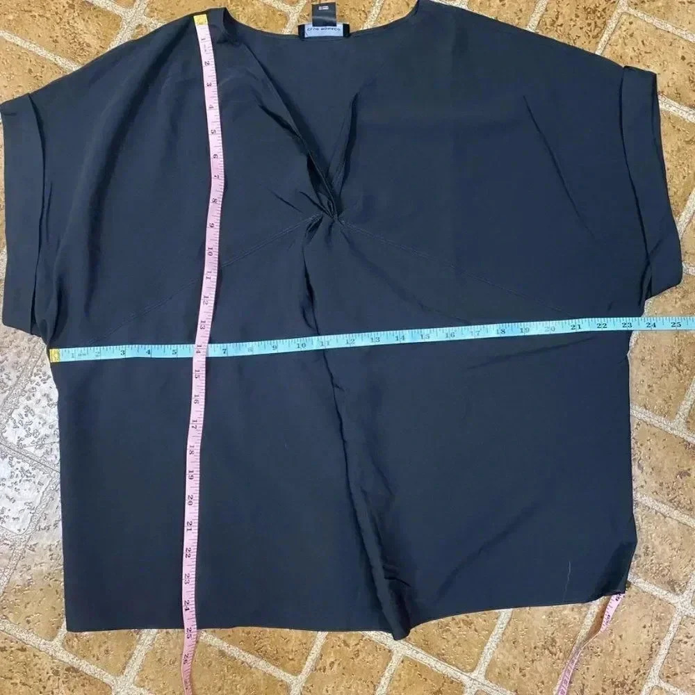 Club Monaco Black Twist Top - Picture 11 of 11
